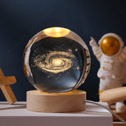 Wyjątkowa lampka nocna 3D z kryształową kulą, lampka LED na stolik nocny, świecąca galaktyka, Saturn, planety, Księżyc – prezent urodzinowy, zabawka, 5 cm